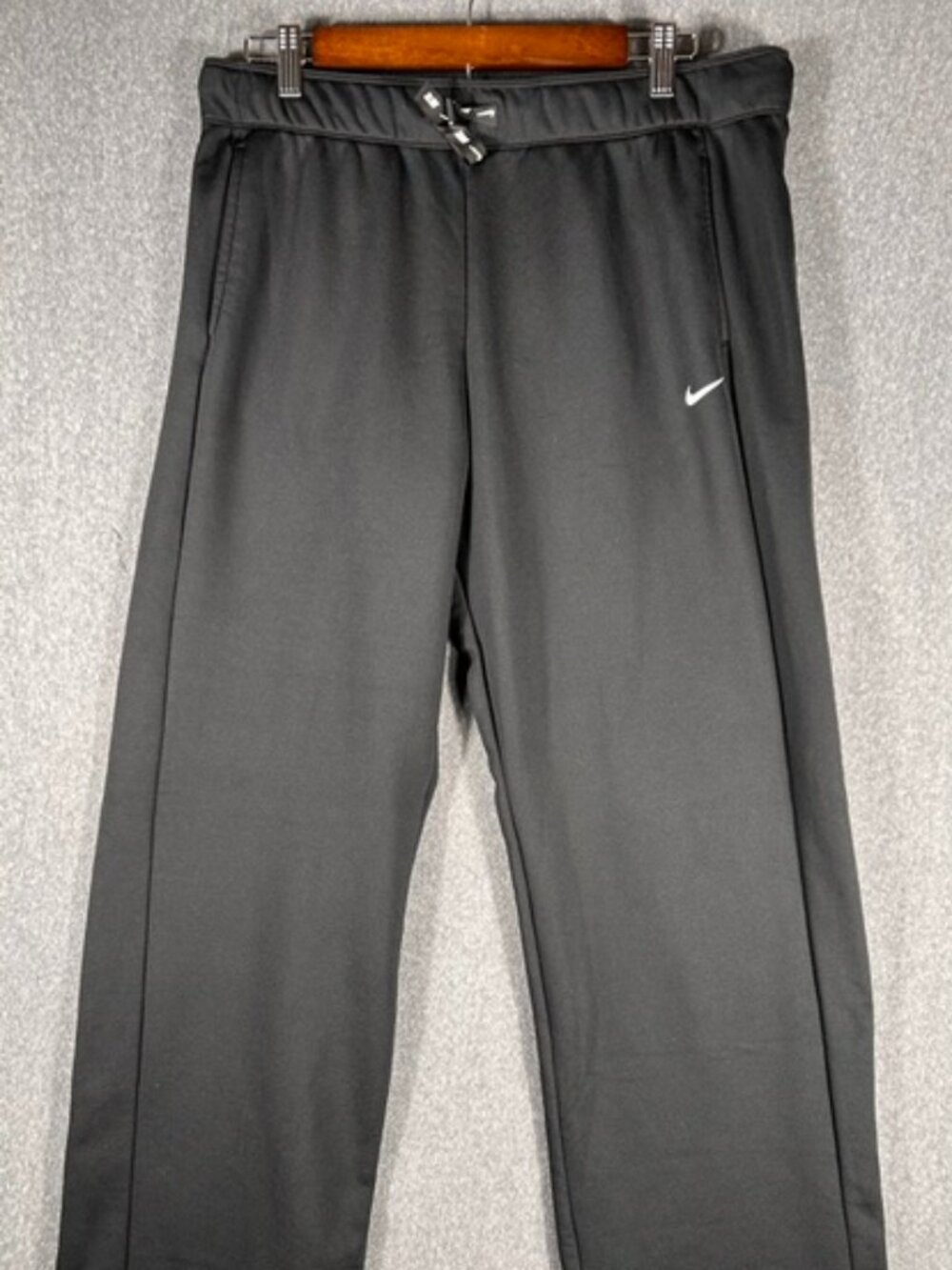 Nike Therma Tapered Pants Mens Sz Large Black Training Drawstrings Gym School